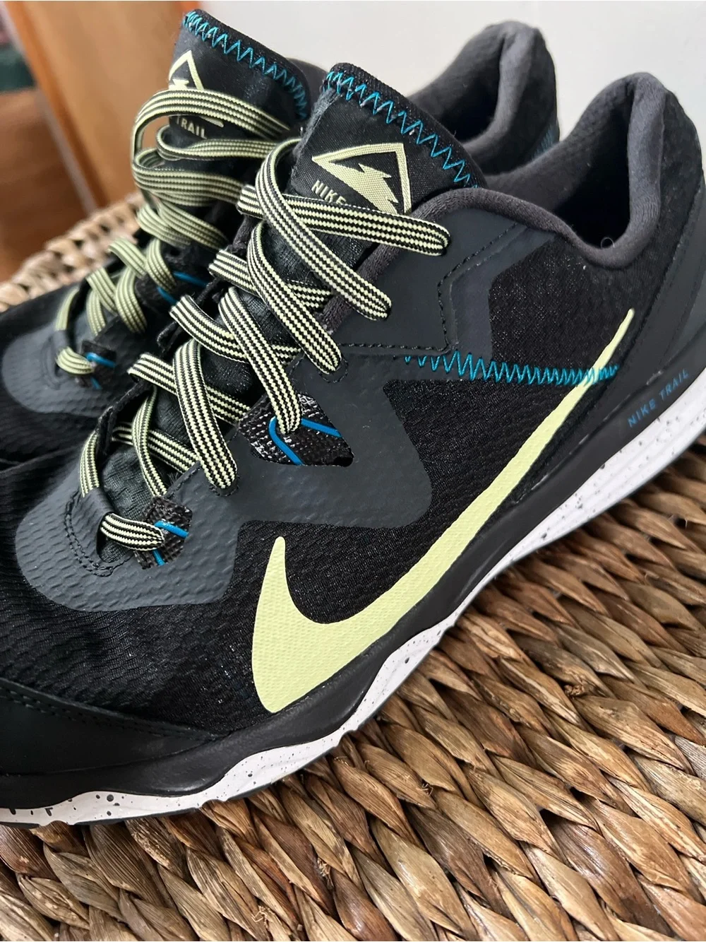 Nike trail SC 2 women’s 11 mint condition